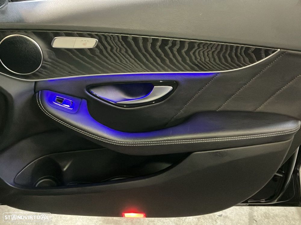 Mercedes-Benz C 300 - 23