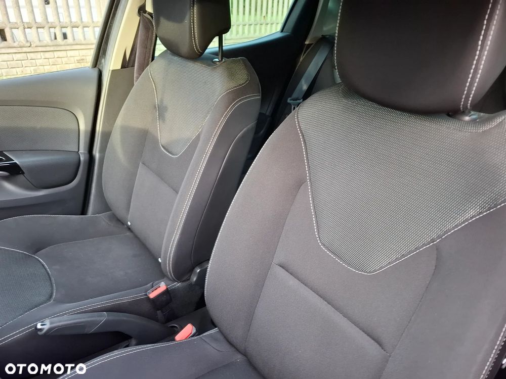 Renault Clio - 20