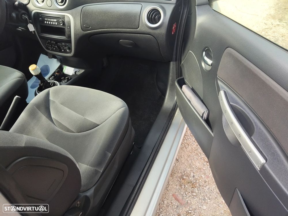 Citroën C2 1.1 Tonic - 10