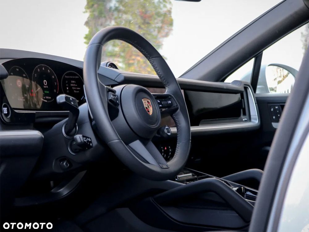 Porsche Cayenne S E-Hybrid PHEV - 14