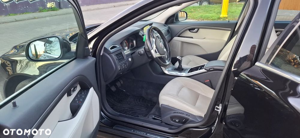 Volvo V70 D3 Momentum - 11