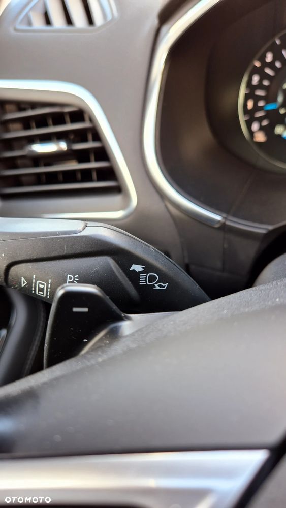 Ford S-Max - 38
