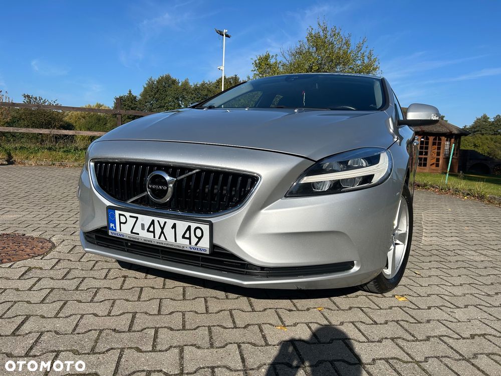 Volvo V40 - 2