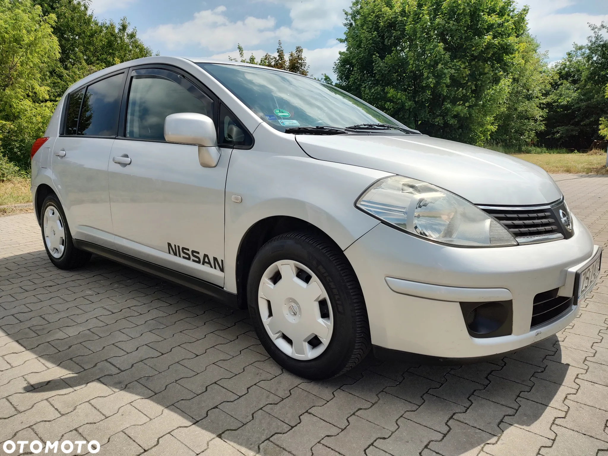 Nissan Tiida 1.6 Visia - 6