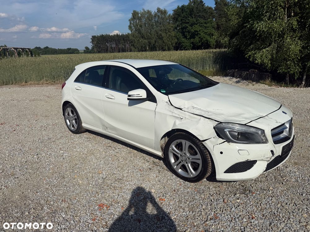 Mercedes-Benz Klasa A 180 (BlueEFFICIENCY) 7G-DCT - 7