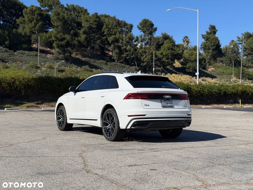 Audi Q8 55 TFSI mHEV Quattro Tiptronic - 7