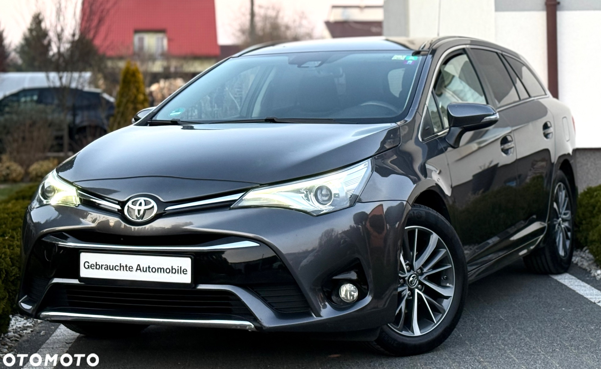 Toyota Avensis Touring Sports 1.8 Edition S+ - 22