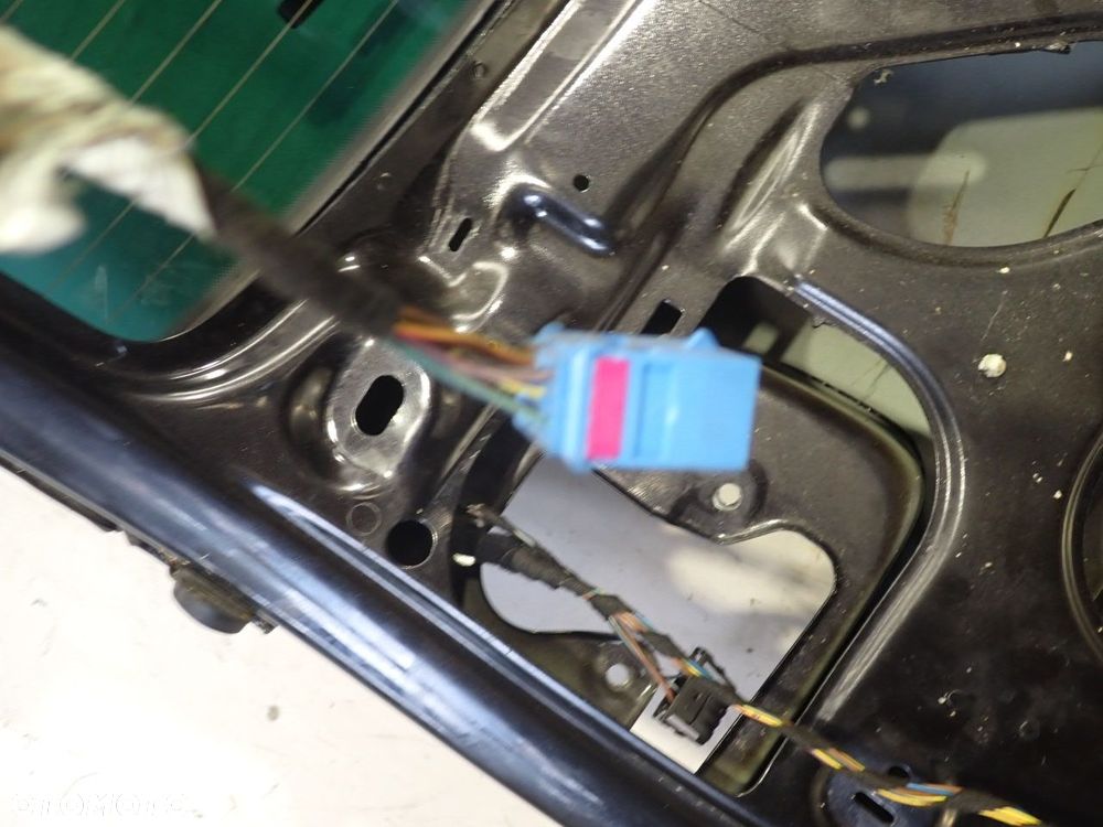 KLAPA TYŁ BAGAŻNIKA VOLKSWAGEN TOUAREG 5.0 - 13