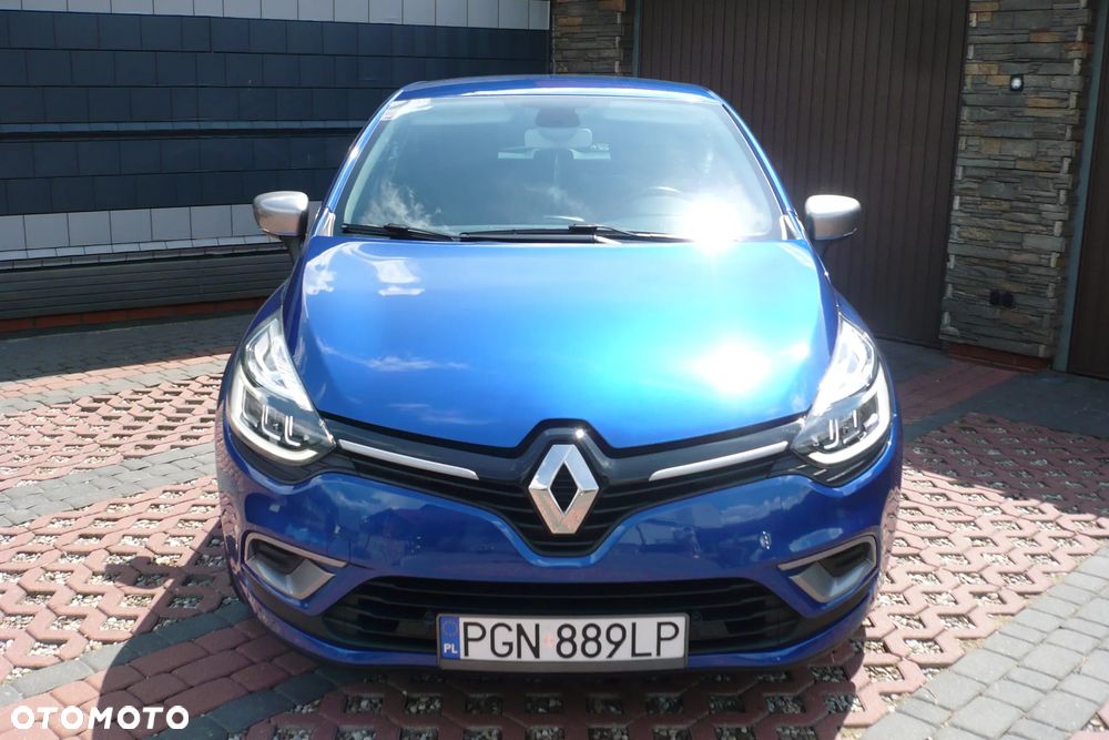 Renault Clio - 12