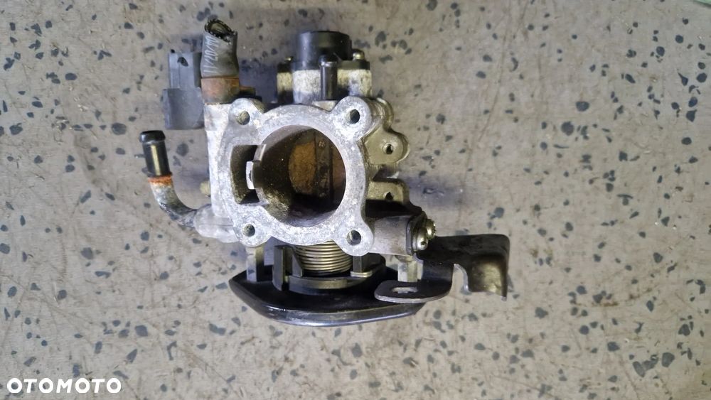 HYUNDAI I20 1.2 16V PRZEPUSTNICA - 2