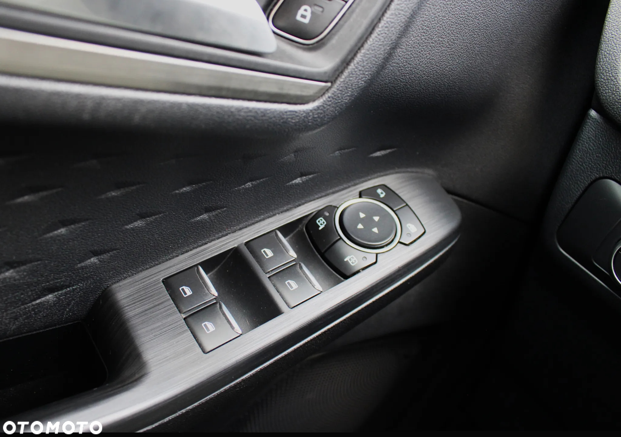 Ford Kuga 2.0 EcoBlue AWD Titanium X - 34