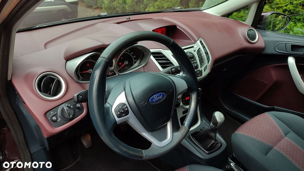 Ford Fiesta 1.25 Platinium X - 10