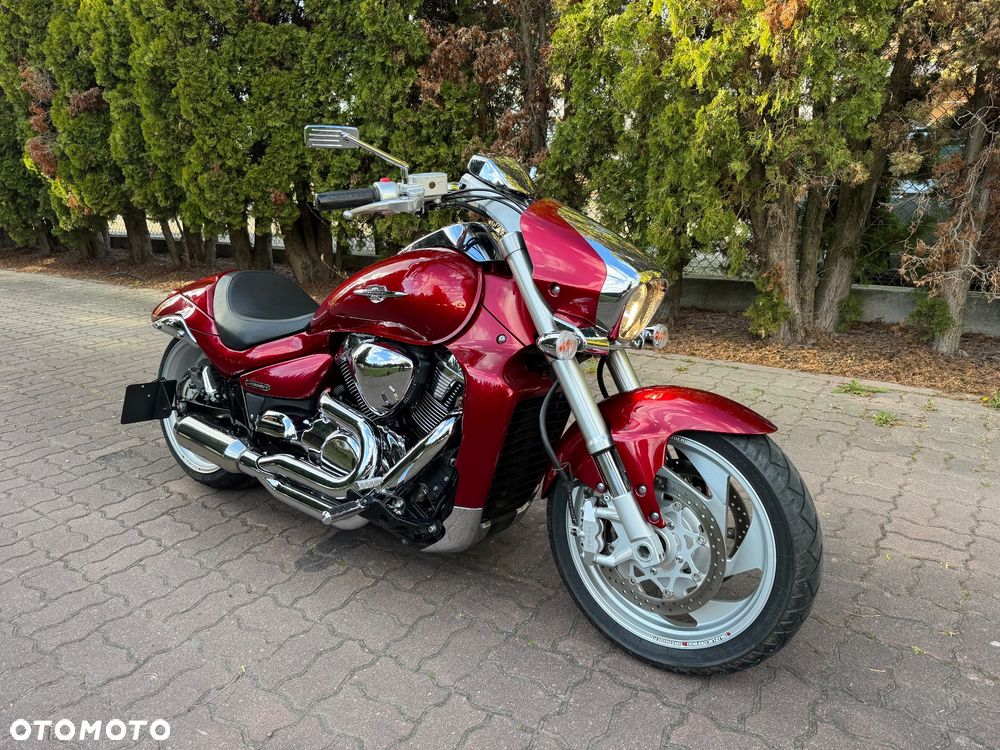 Suzuki Intruder - 3