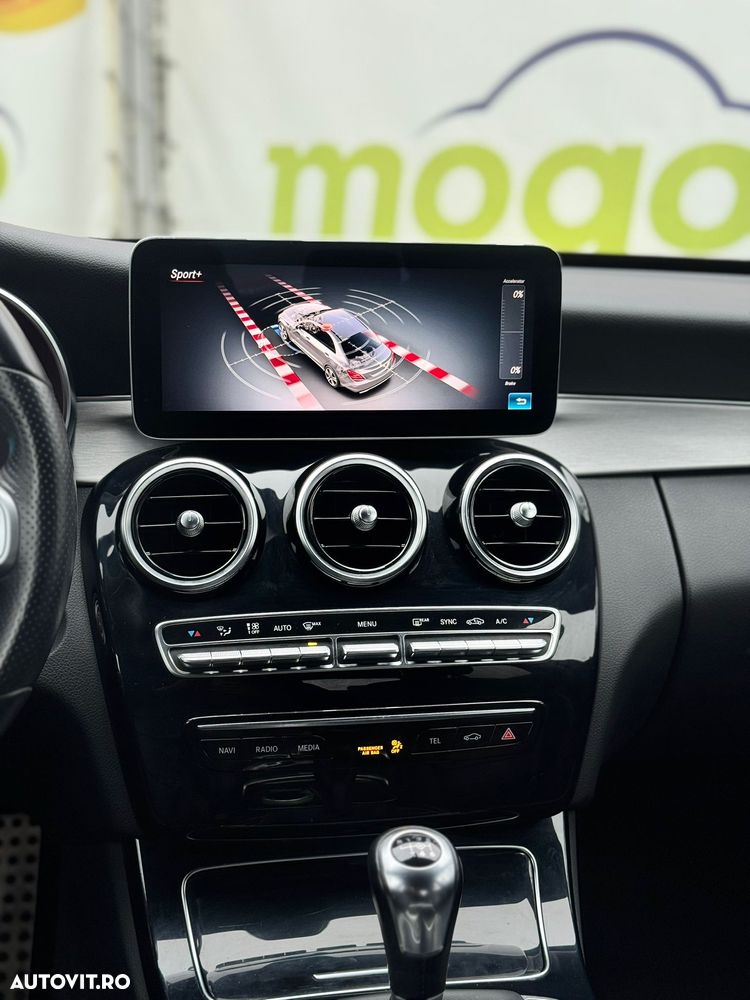 Mercedes-Benz C - 38