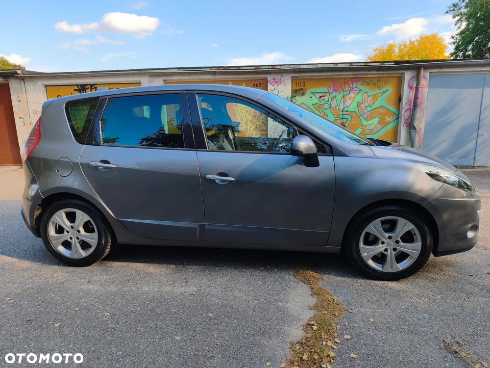 Renault Scenic 2009 photo 2