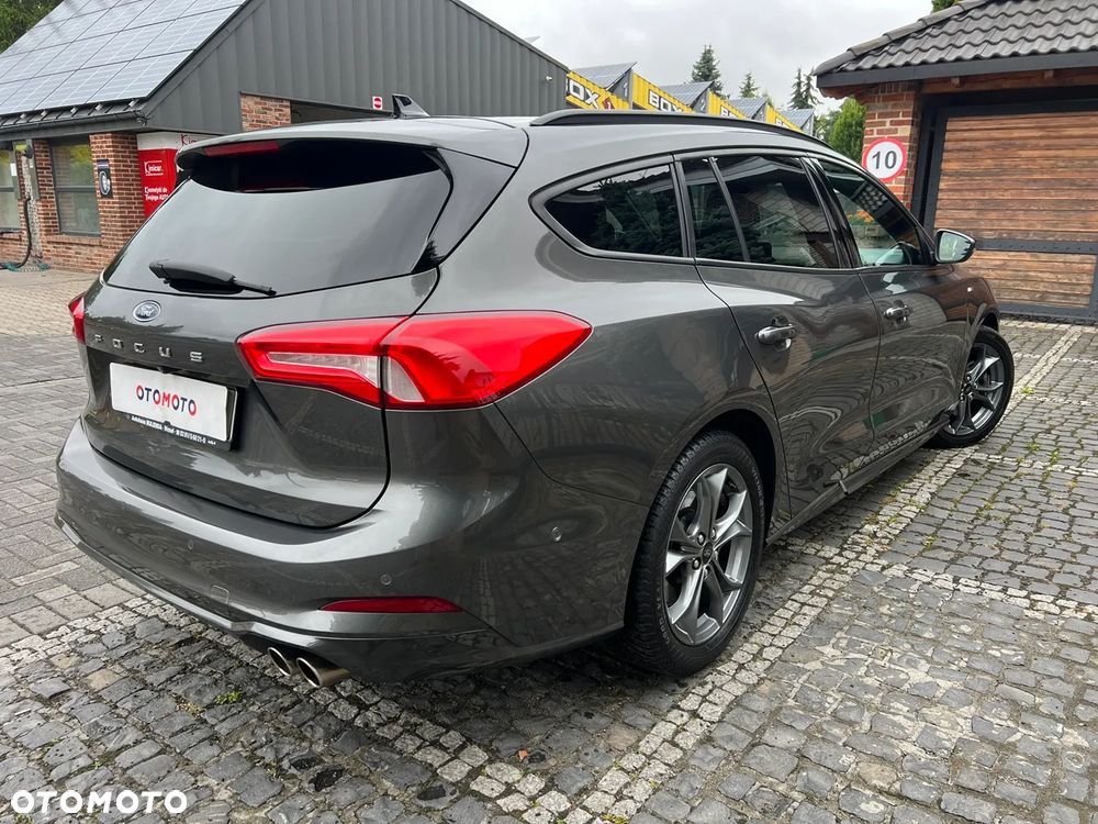Ford Focus 1.0 EcoBoost STart-Stopp-System ST-LINE X - 11