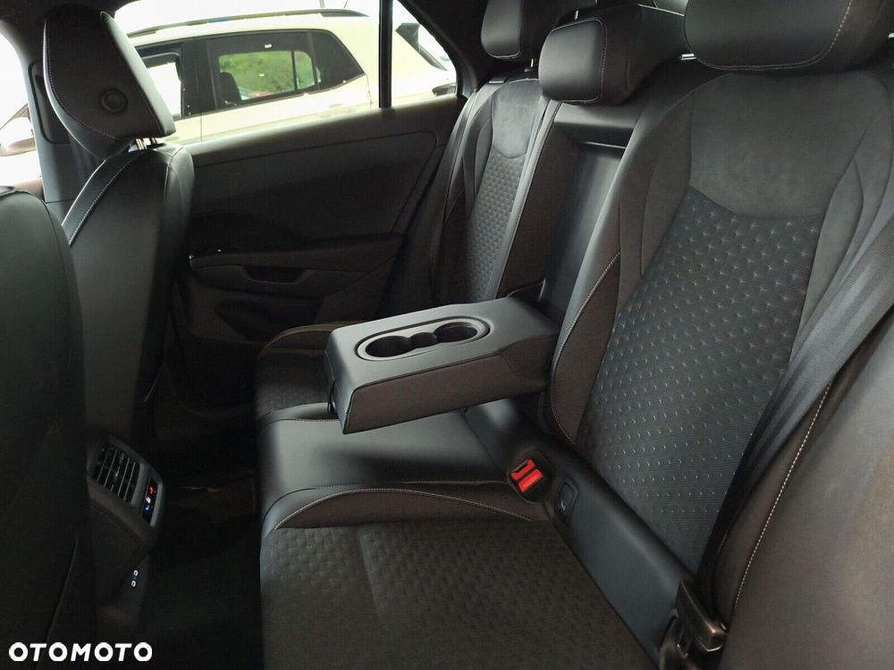Volkswagen T-Roc - 29