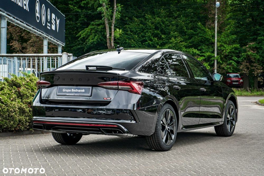 Skoda Octavia 2.0 TSI RS DSG - 8