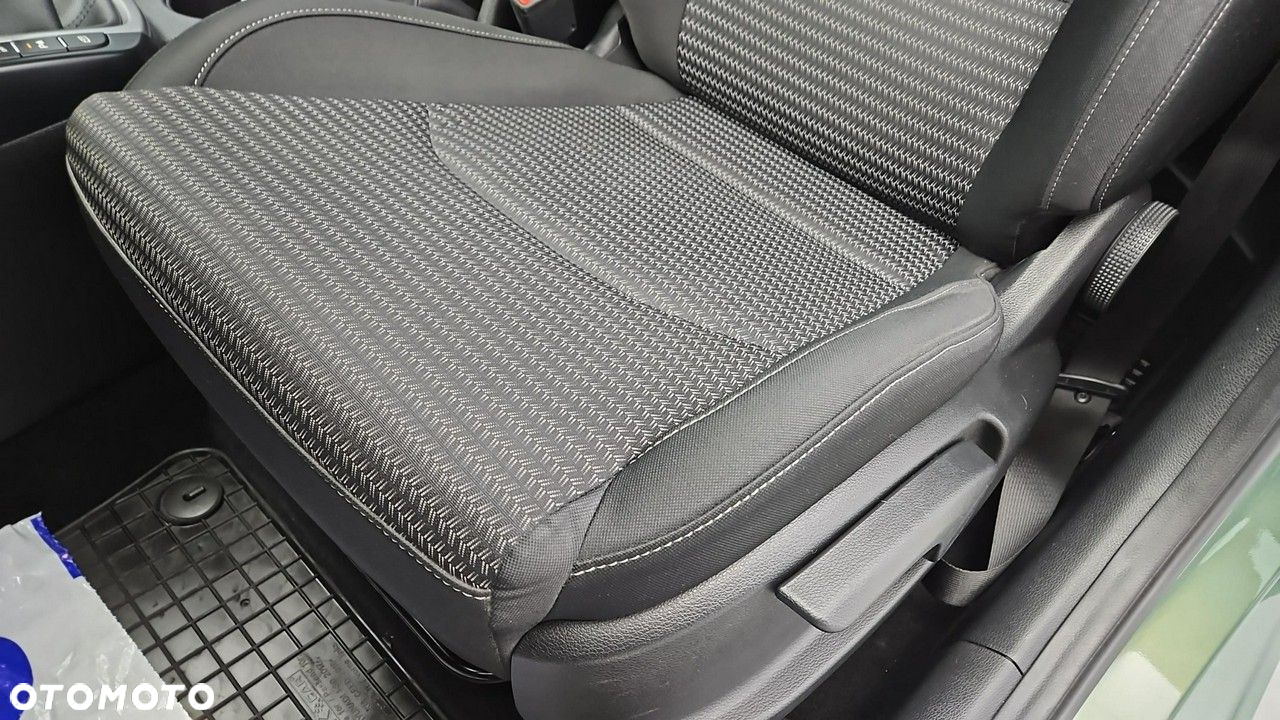 Kia Ceed 1.5 T-GDI M - 12