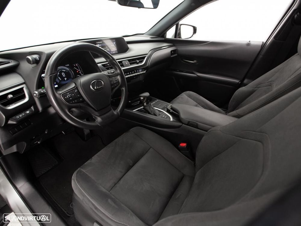 Lexus UX 250h Business - 8