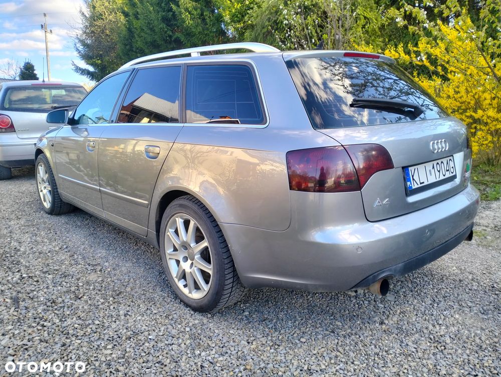Audi A4 Avant 2.0T FSI Quattro - 4