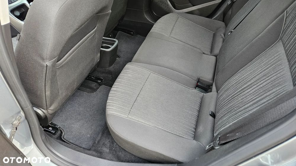 Opel Astra 1.6 Active - 11
