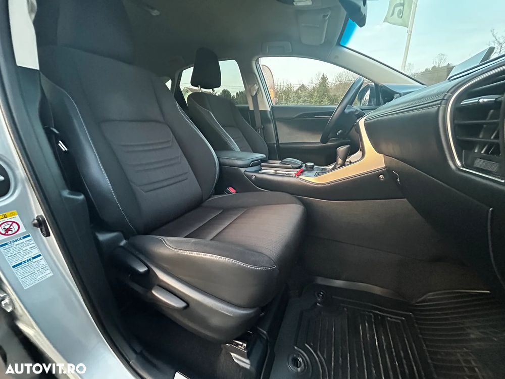 Lexus Seria NX 300h E-FOUR - 18