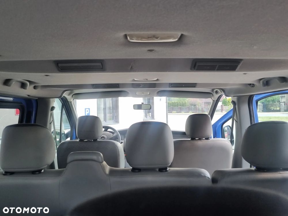 Opel Vivaro - 24