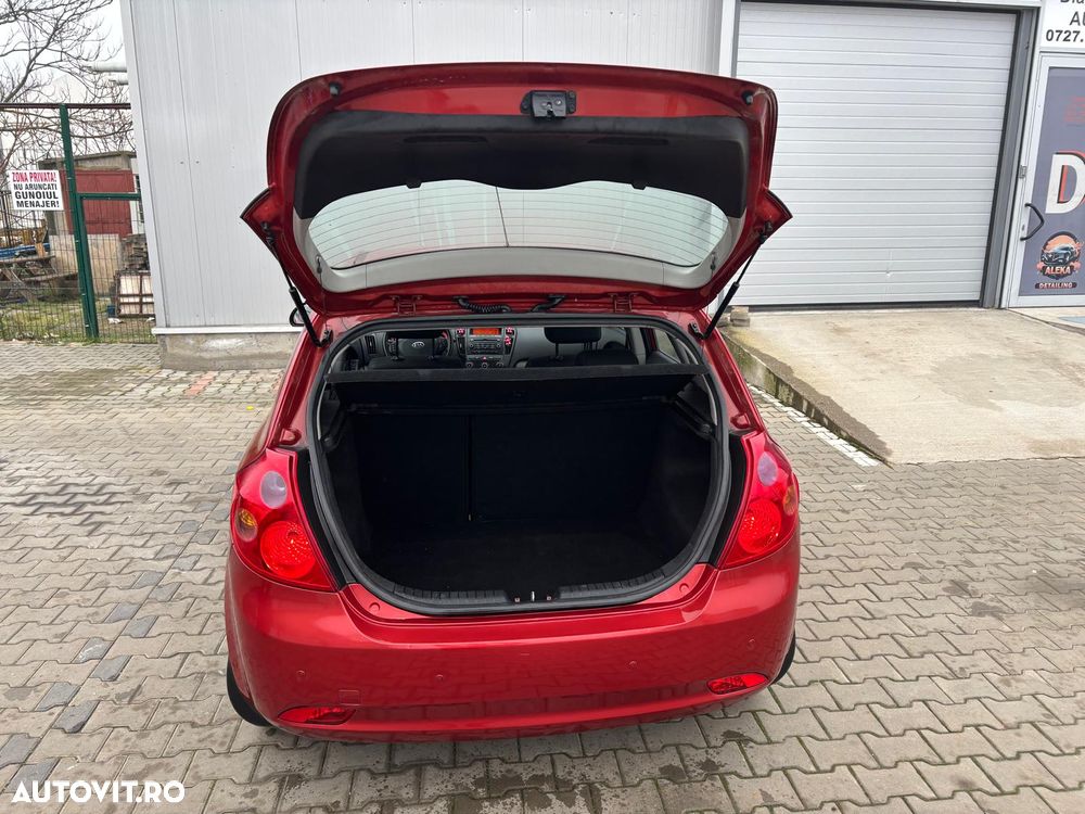 Kia Ceed 1.4 GSL BEST - 4