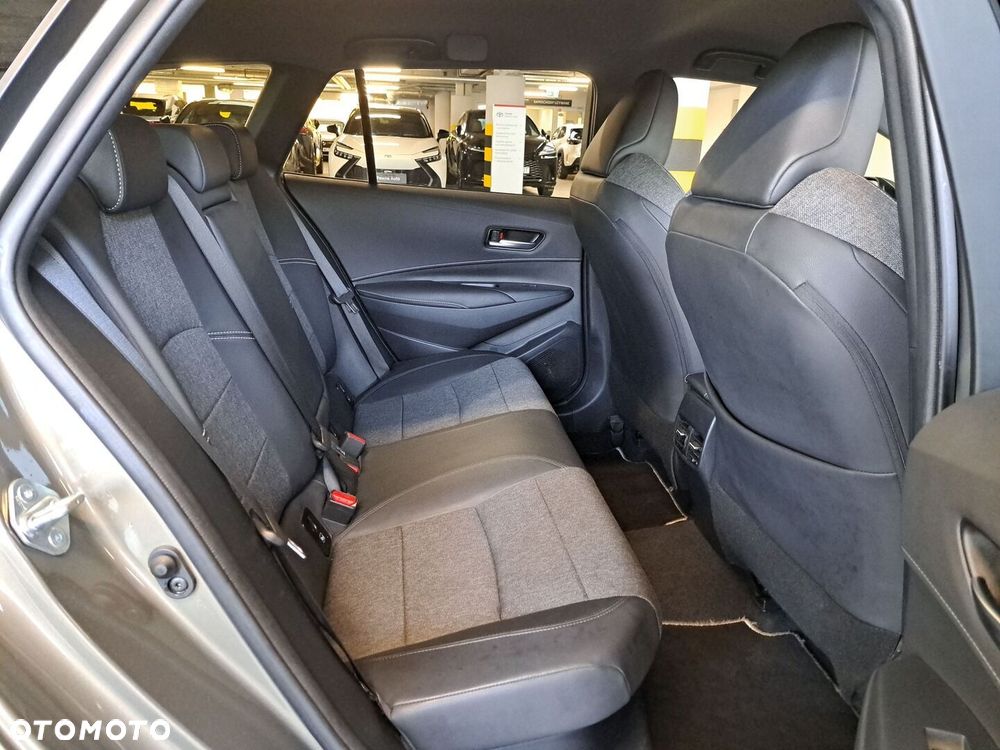 Toyota Corolla 1.8 Hybrid Style - 15