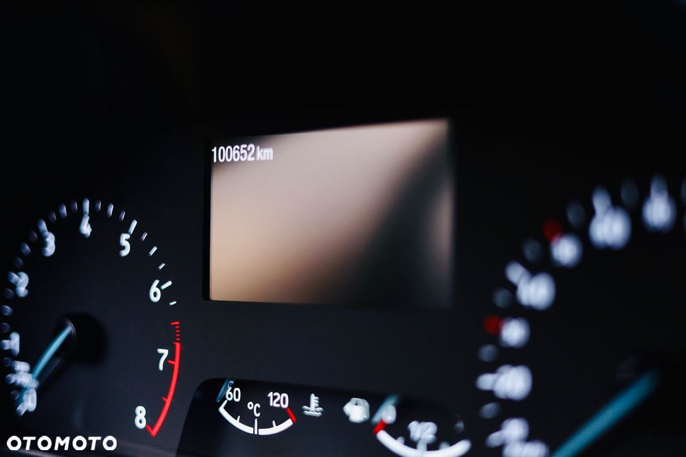 Ford Fiesta 1.0 EcoBoost S&S ST-LINE X - 26