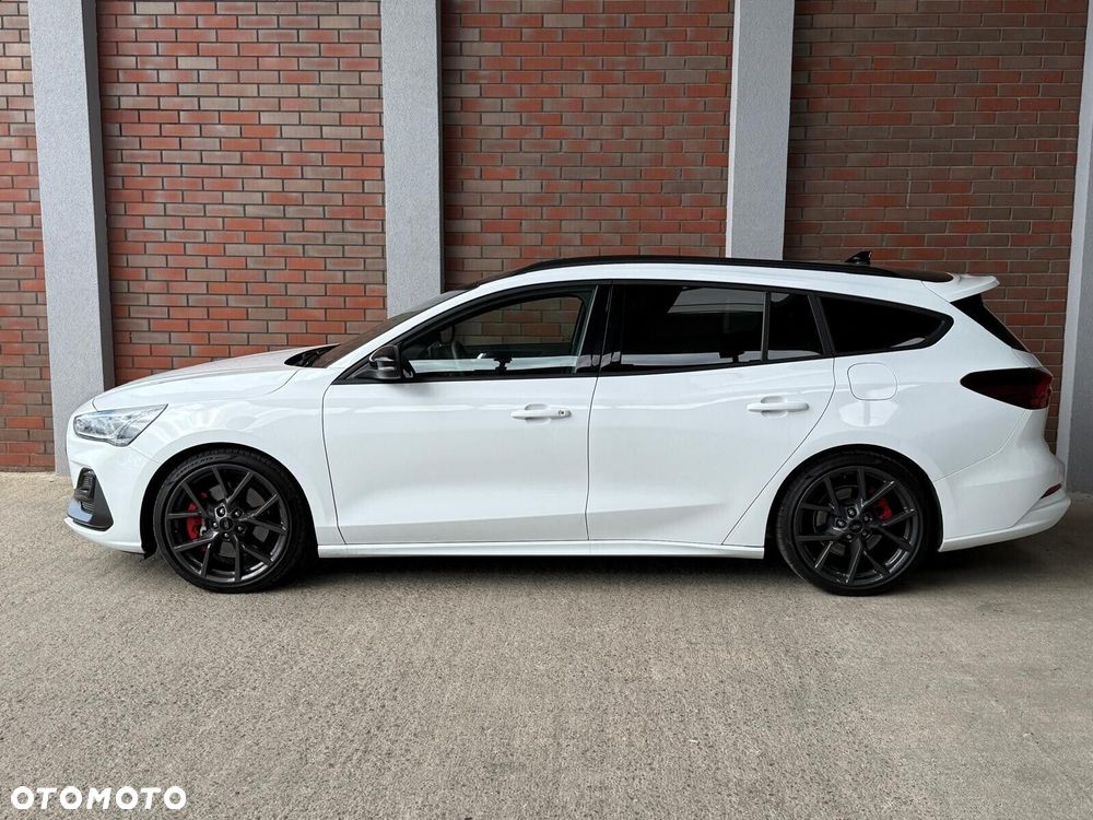Ford Focus - 8