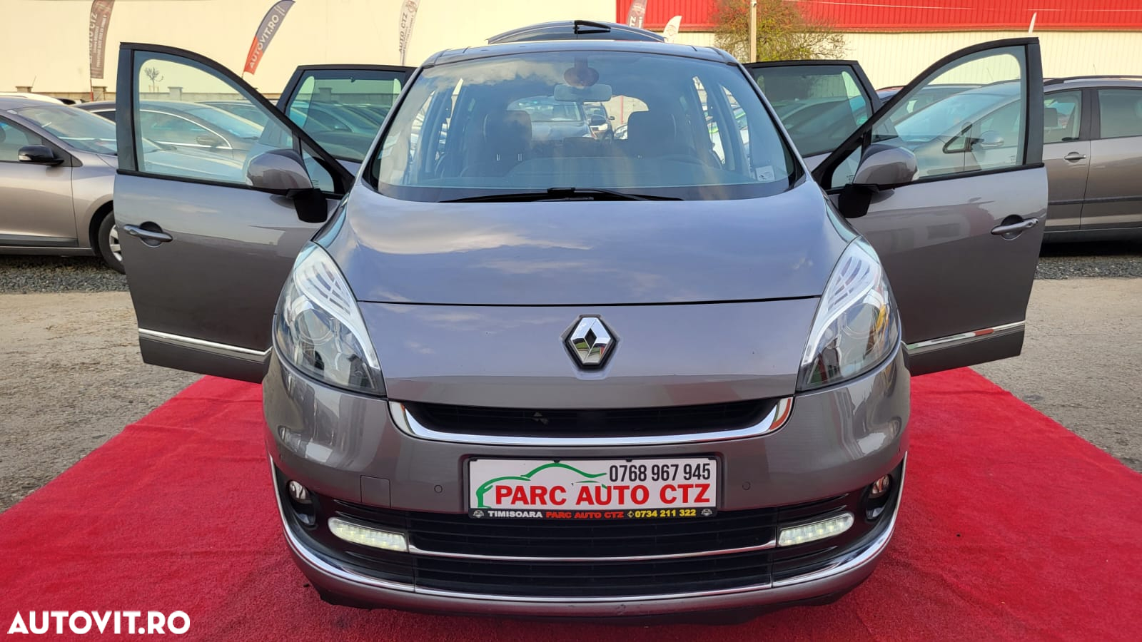 Renault Grand Scenic dCi 130 FAP Start & Stop Luxe - 13