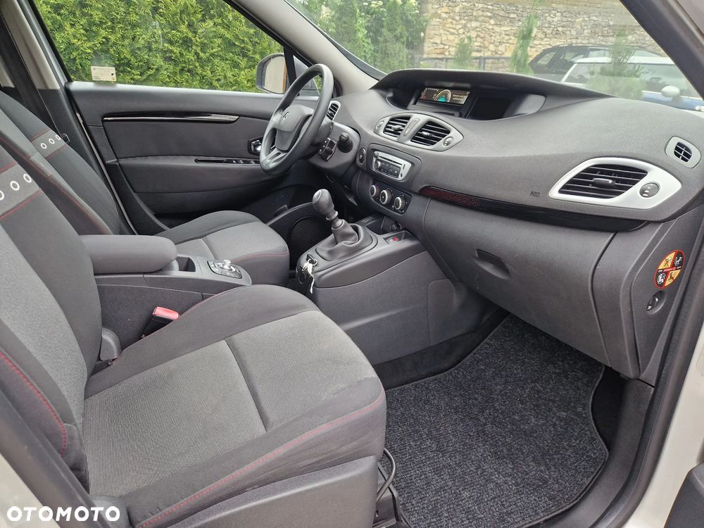 Renault Scenic 1.6 16V 110 TomTom Edition - 37