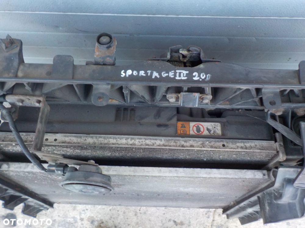 KIA SPORTAGE III PAS PRZEDNI - 3