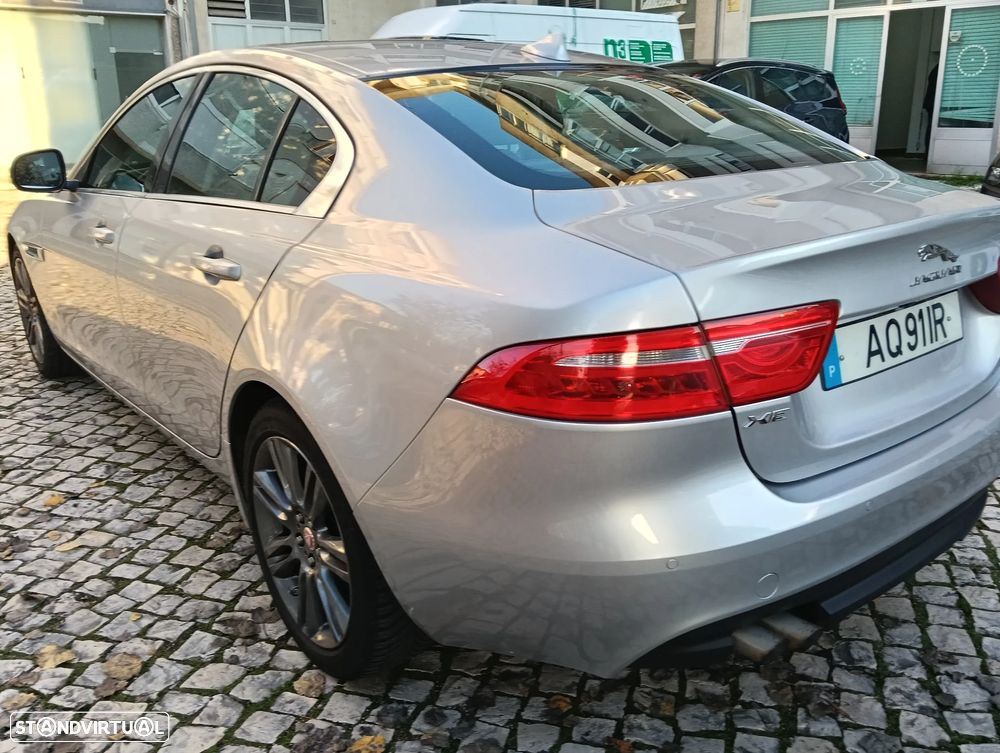 Jaguar XE 2.0 D R-Sport Aut. - 6