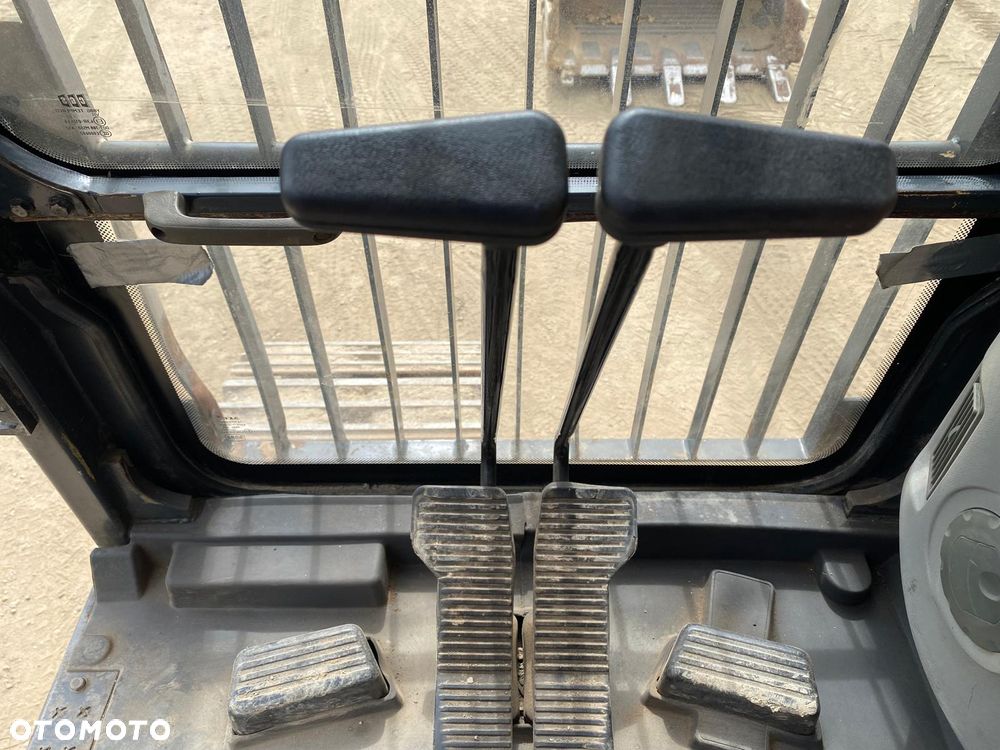 Liu Gong 950E - 9