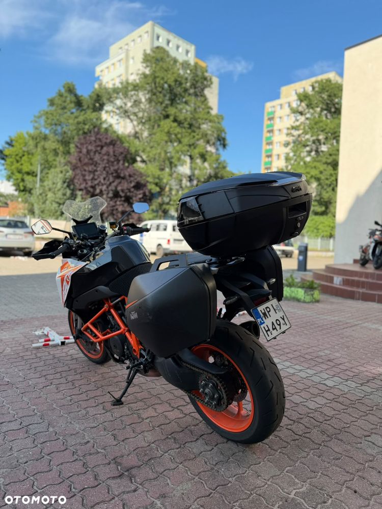 KTM Super Duke - 4