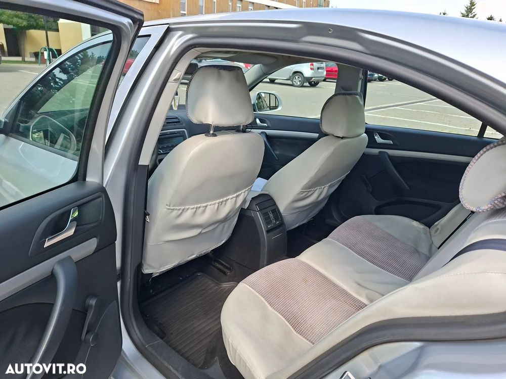 Skoda Octavia 1.2 TSI Drive - 16