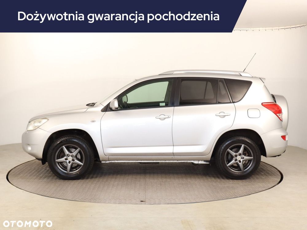 Toyota RAV4 - 4