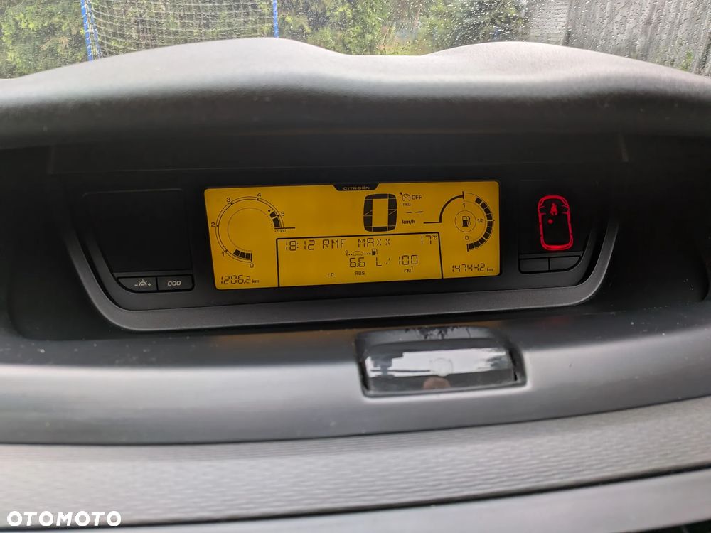 Citroën C4 Picasso 1.6 HDi Attraction - 18