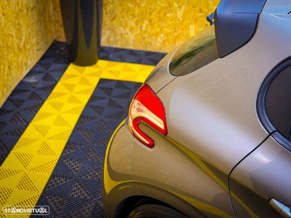 Peugeot 208 1.6 e-HDi SE Style - 10