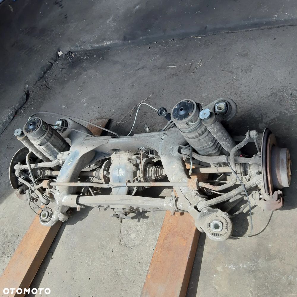 Belka Oś Tylna Tył Mercedes W211 E-klasa Kombi - 1