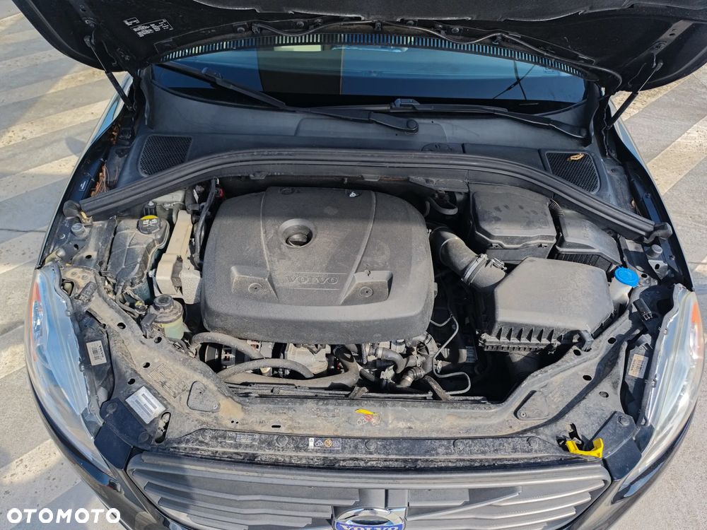 Volvo XC 60 T5 AWD Drive-E Momentum - 19