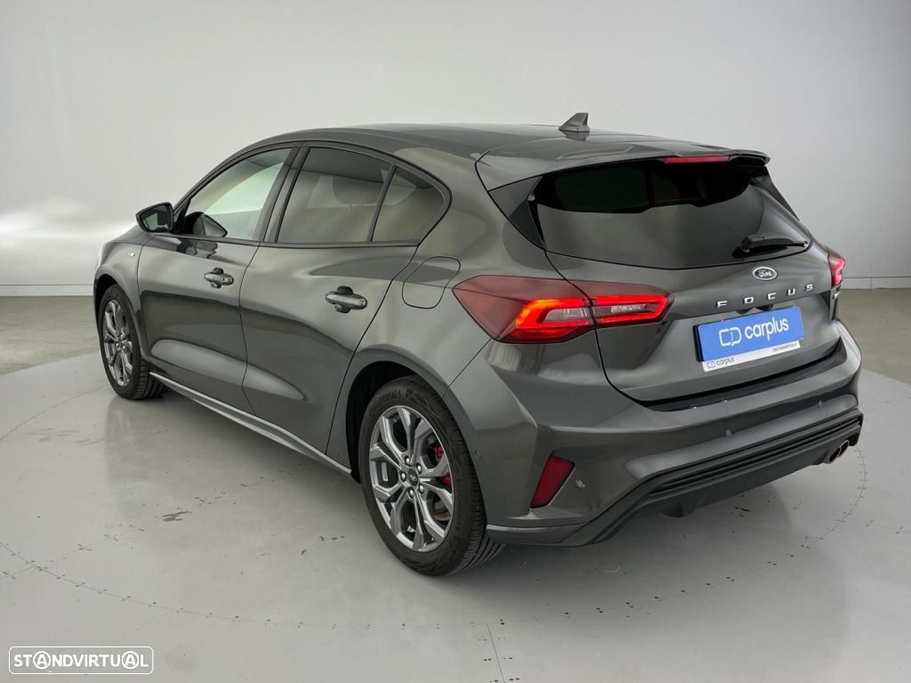 Ford Focus 1.0 EcoBoost MHEV ST-Line X - 26