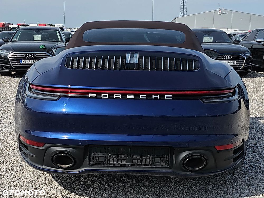 Porsche 911 Carrera 4 Cabrio - 6