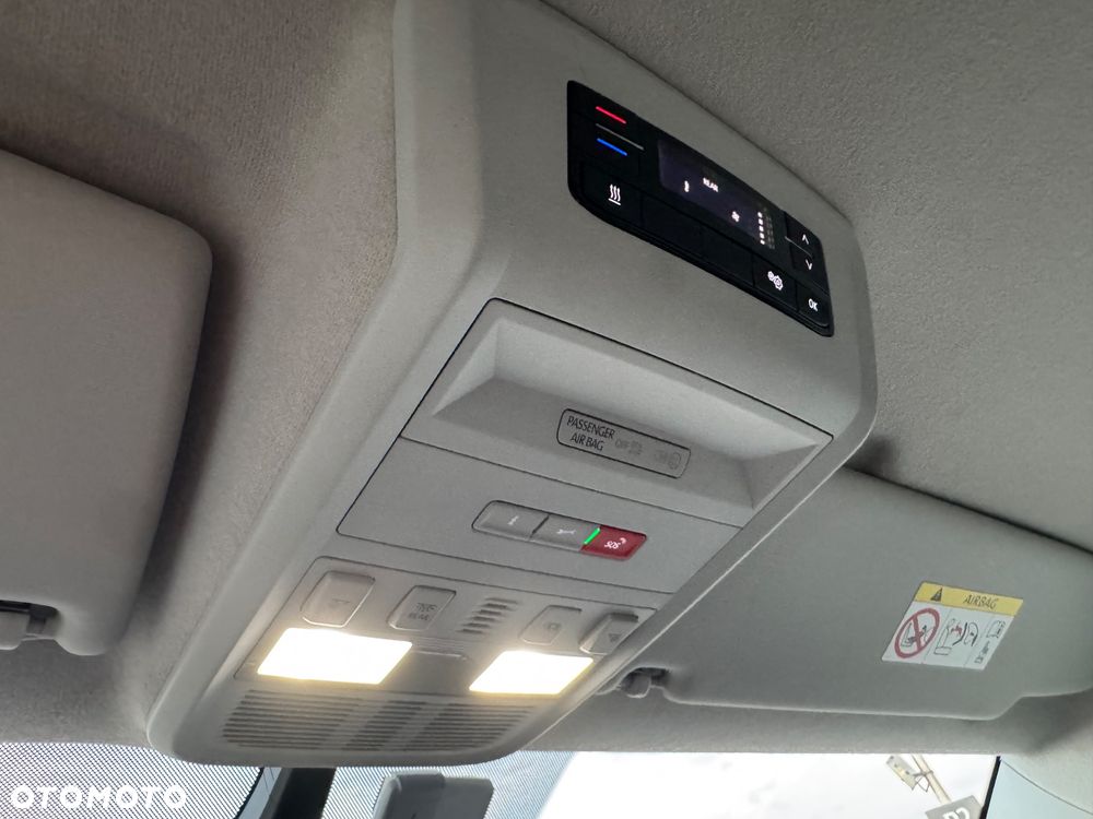 Volkswagen Transporter T6.1 4_Motion DSG7 - 36