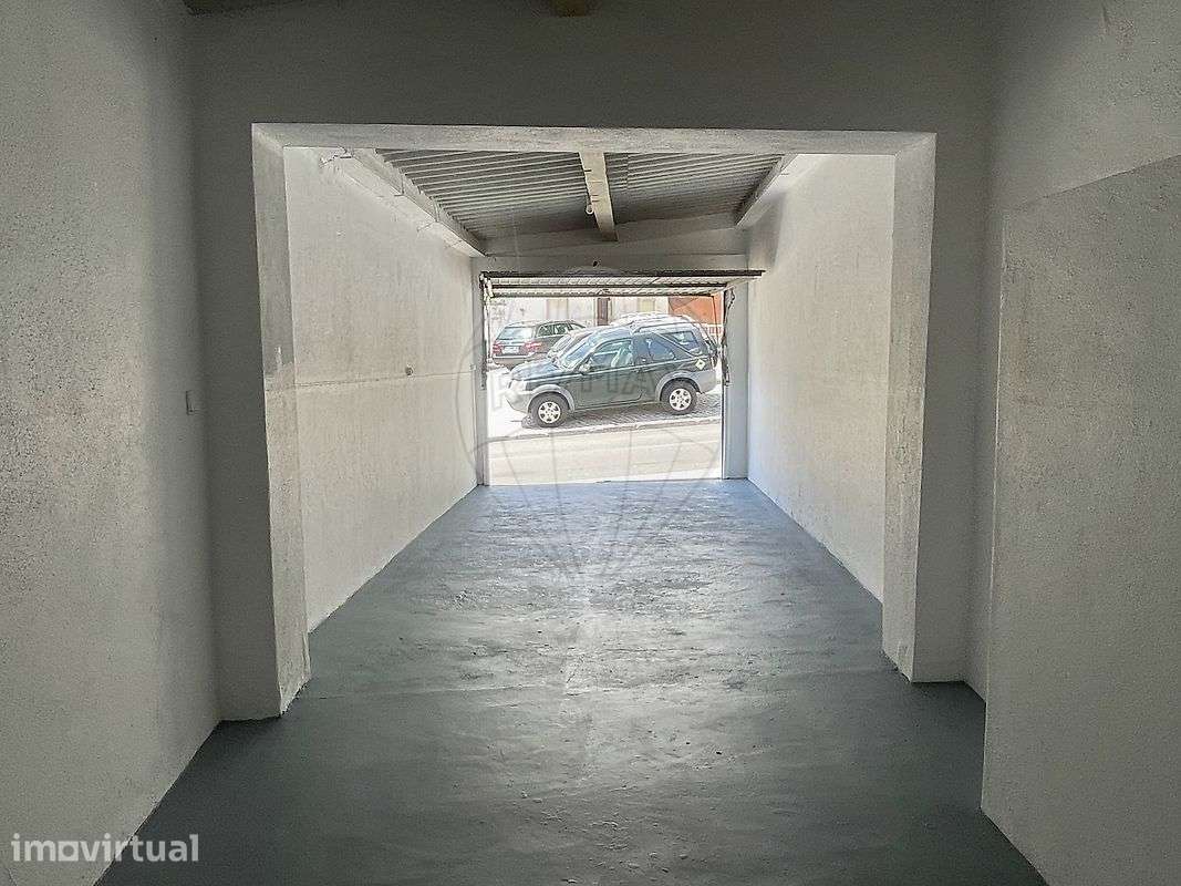 Garagem  para arrendamento - Grande imagem: 2/8