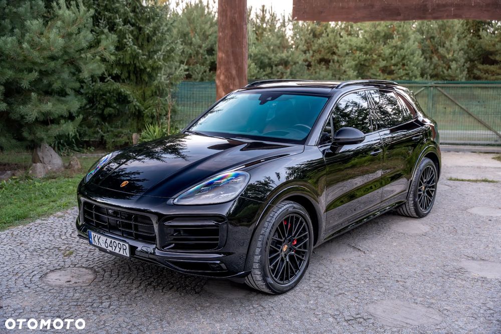 Porsche Cayenne GTS - 13
