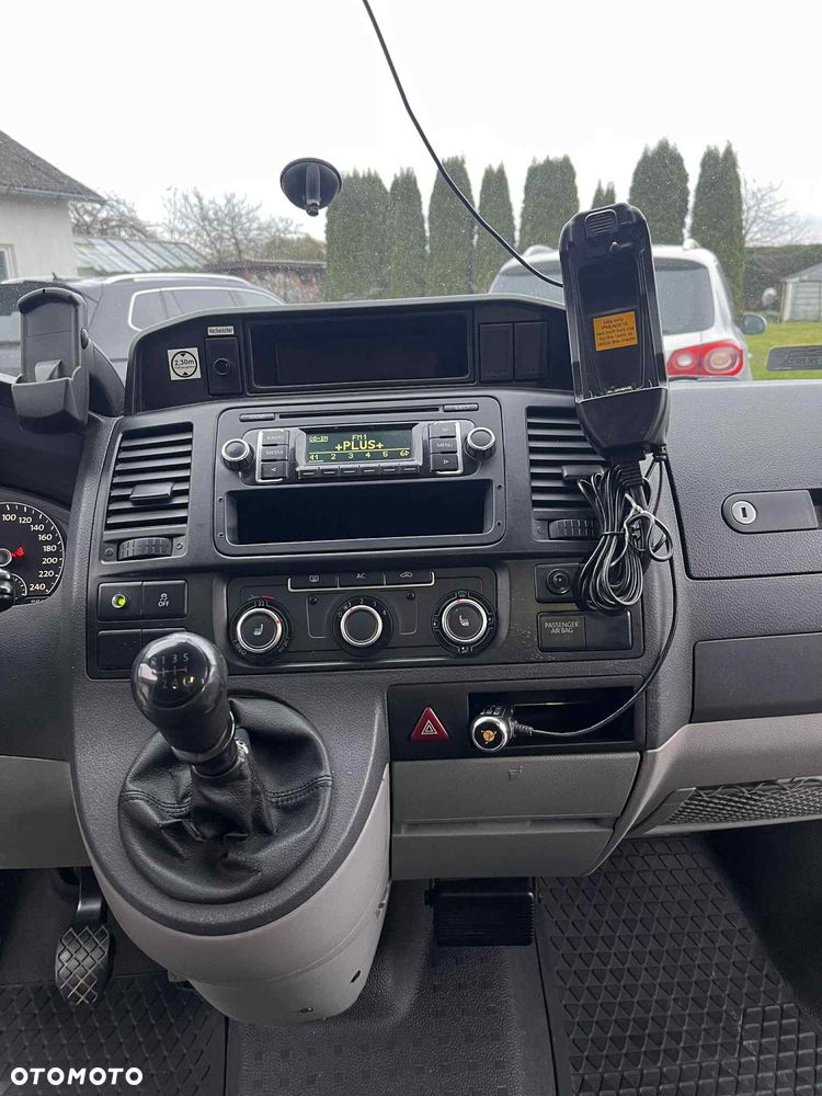 Volkswagen Transporter - 23